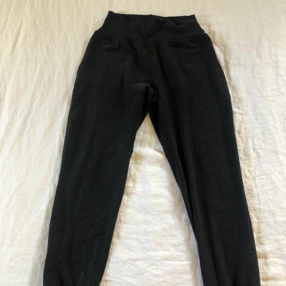 Beyond Yoga Spacedye Midi Charcoal Gray Heather S